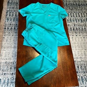 Fig Scrub Set Size Small